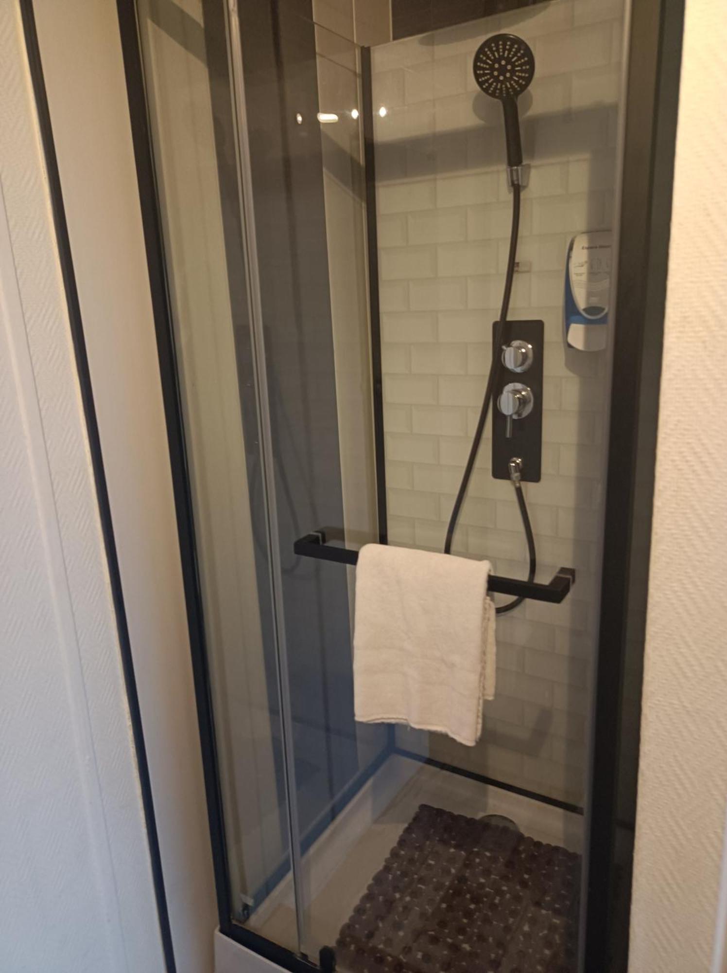 Hotel L'Art Doize Cassel Esterno foto
